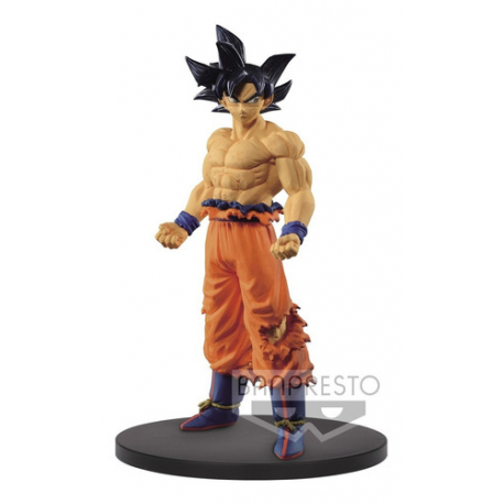 Figura Dragon Ball Super Son Goku Ultra Instinct 16303 19cm